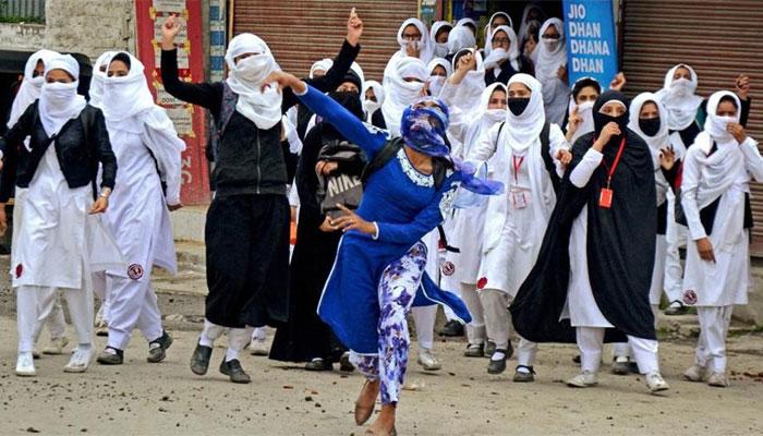 kashmir stone pelters2-znn.jpg